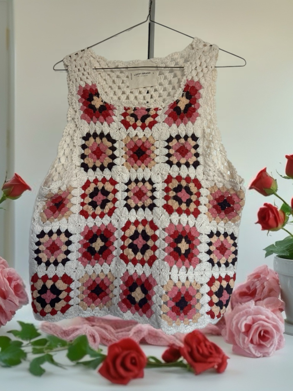 Lucky Brand Crochet Vest Top Small Red, Pink & Black - Picture 5 of 8